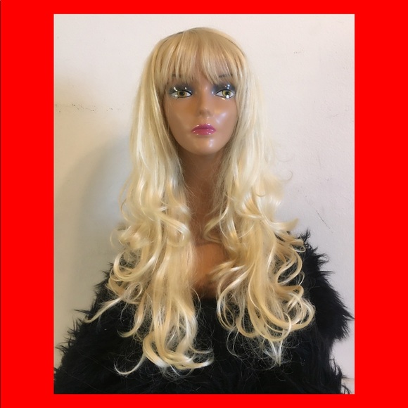 Wig - Picture 2 of 9